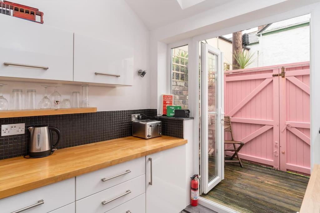 Stylish Cornish Village 3 Bedroom House Old Newlyn Bagian luar foto